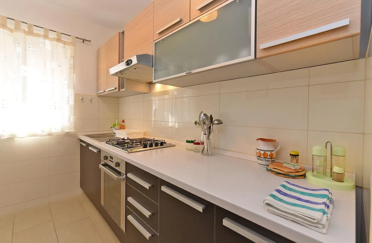 Apartment Monfiorenzo 1551 Rovinj 0*,