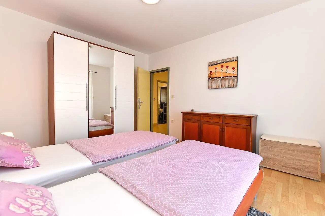 Apartment Monfiorenzo 1551 Rovinj